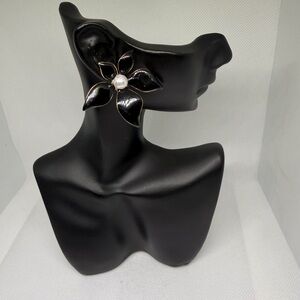 Elegant Black Flower Earrings with Pearl Accent Stainless Steel